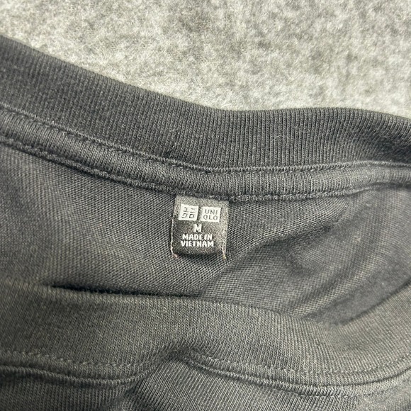 Uniqlo Long Sleeve T-Shirt Womens Medium Black Excellent Cotton Crewneck Top - Picture 6 of 8
